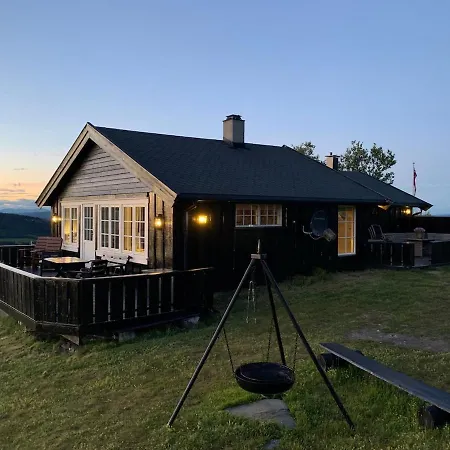 Mountain With A View At Gomostolen Pa Vaset 펜션 Brujordet