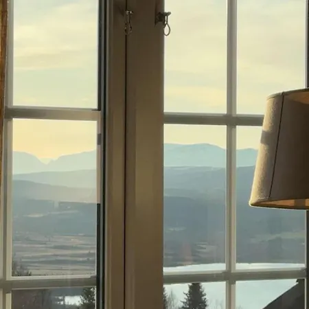 Mountain With A View At Gomostolen Pa Vaset 펜션 *